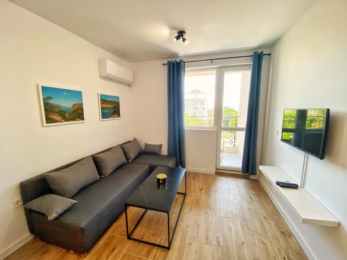 Emma'S Sweet Apartment - Close To Varna Centre Екстер'єр фото
