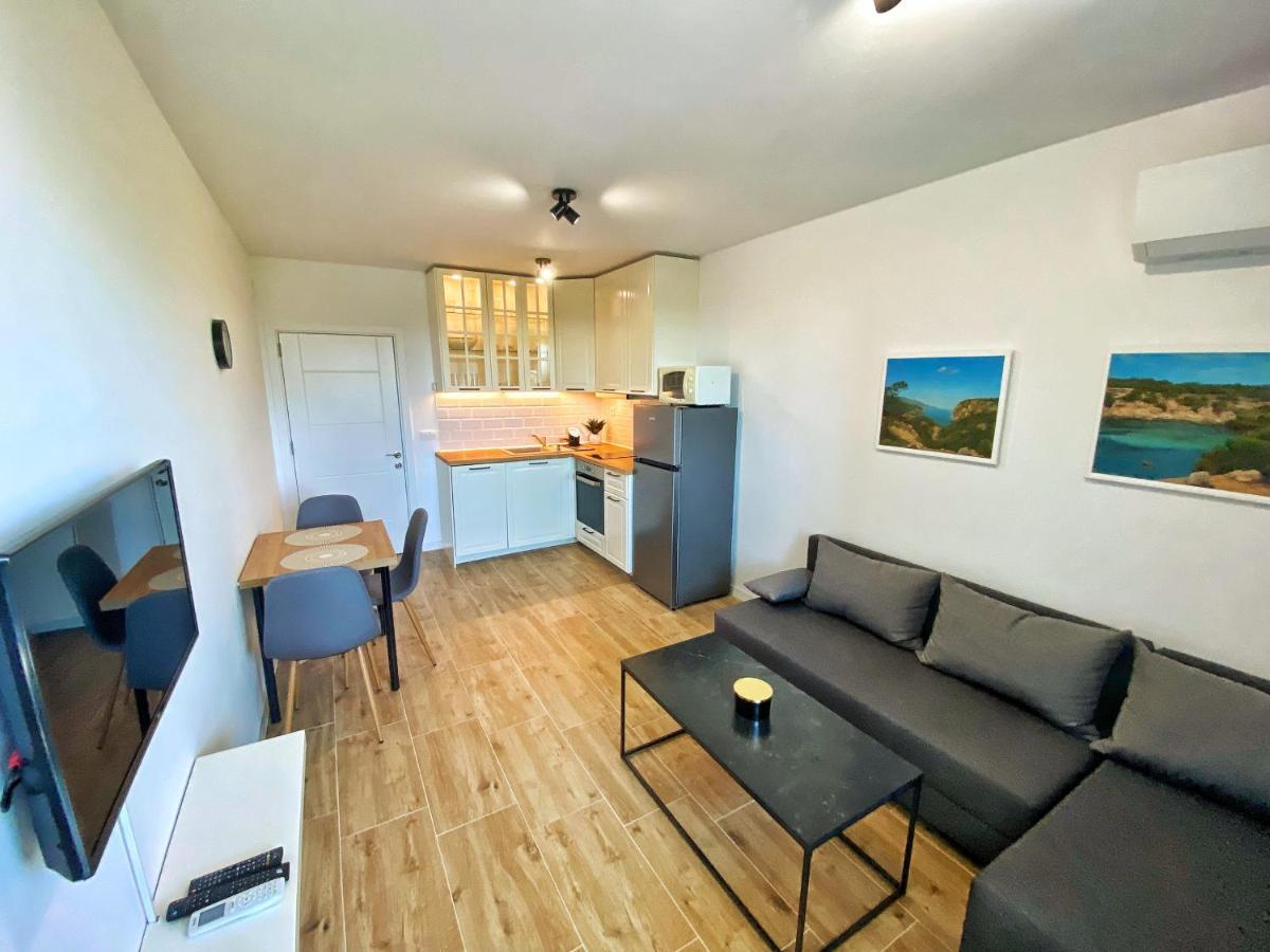 Emma'S Sweet Apartment - Close To Varna Centre Екстер'єр фото