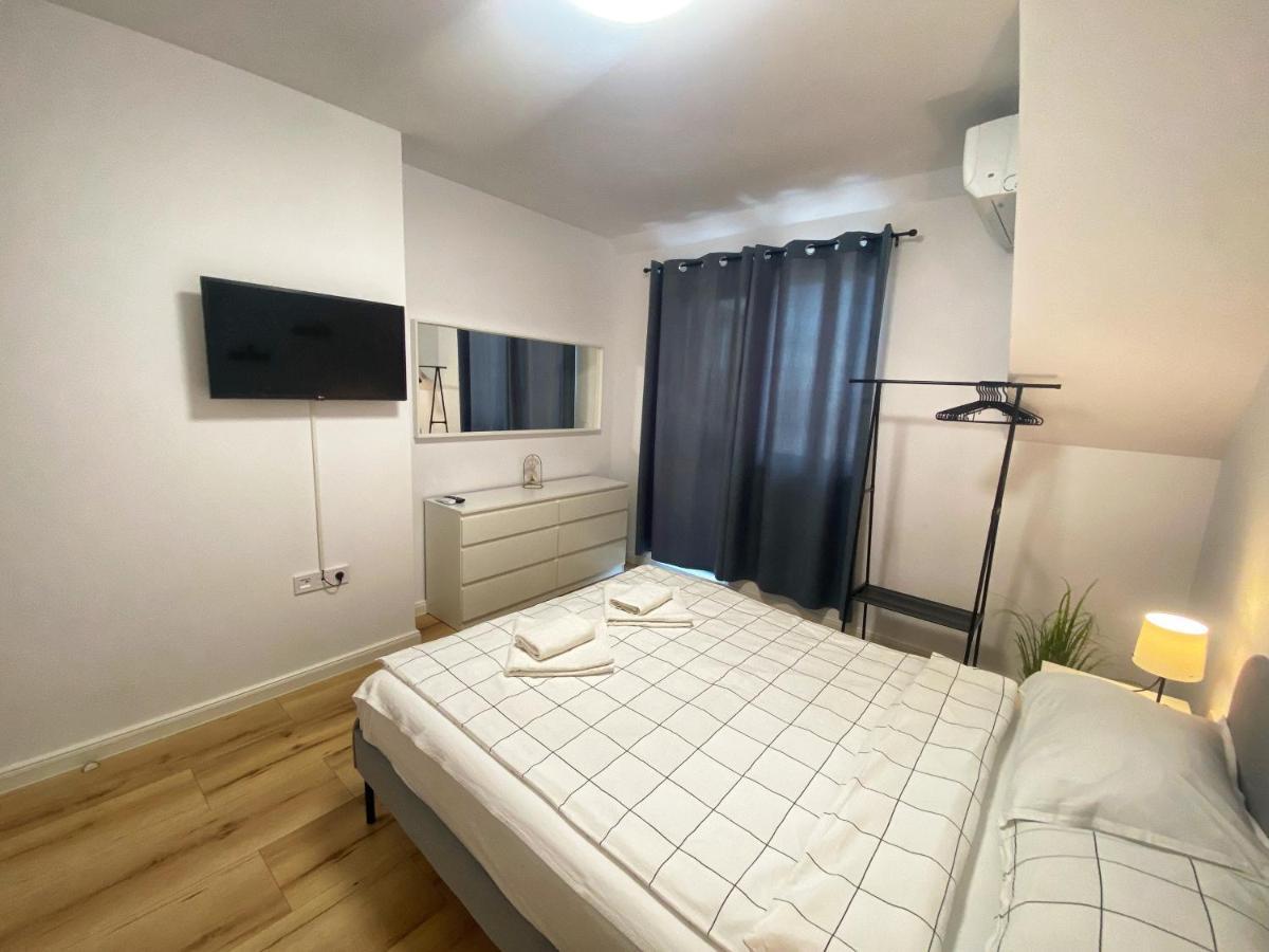 Emma'S Sweet Apartment - Close To Varna Centre Екстер'єр фото